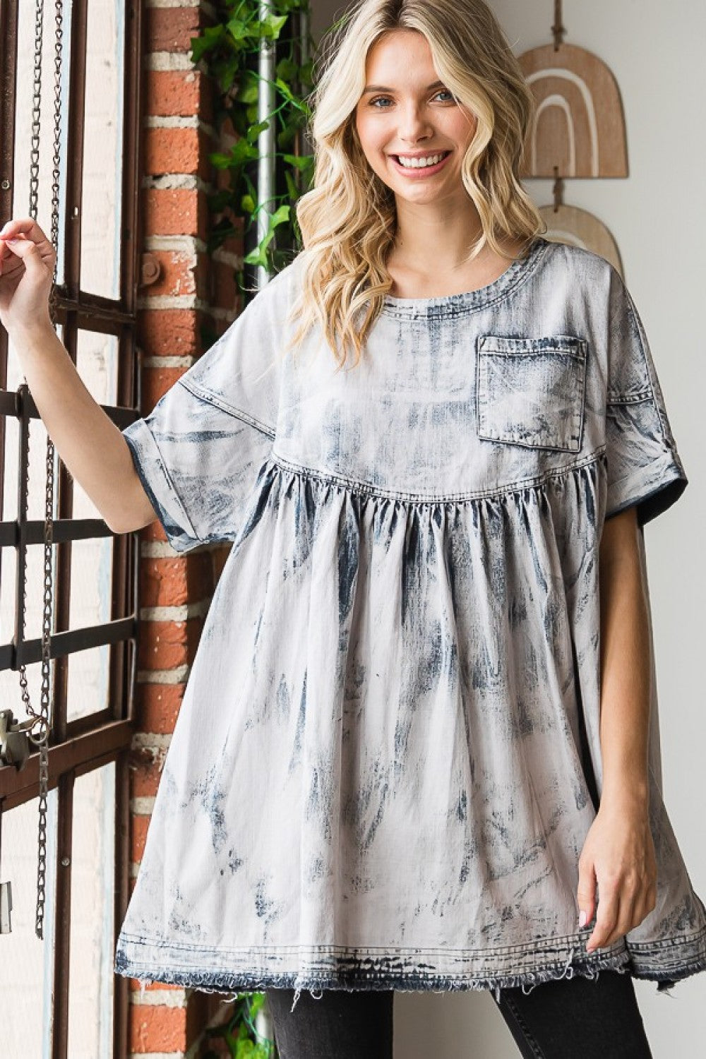 BLEACHED BIB TOP