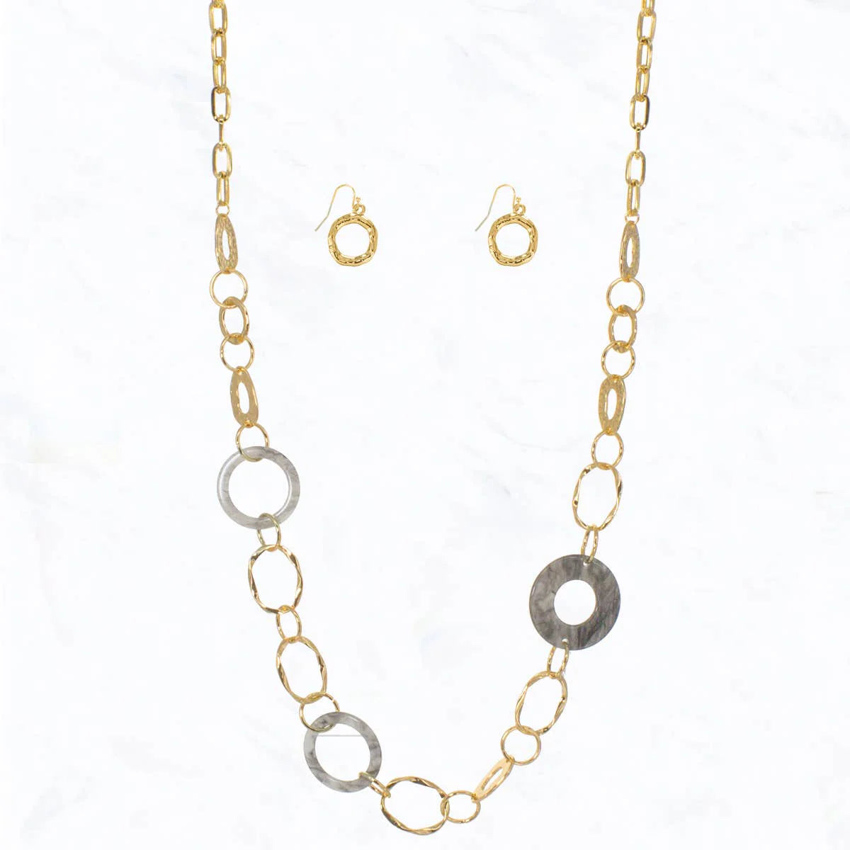 Cut-Out Circle Resin, Link Chain Toggle Necklace