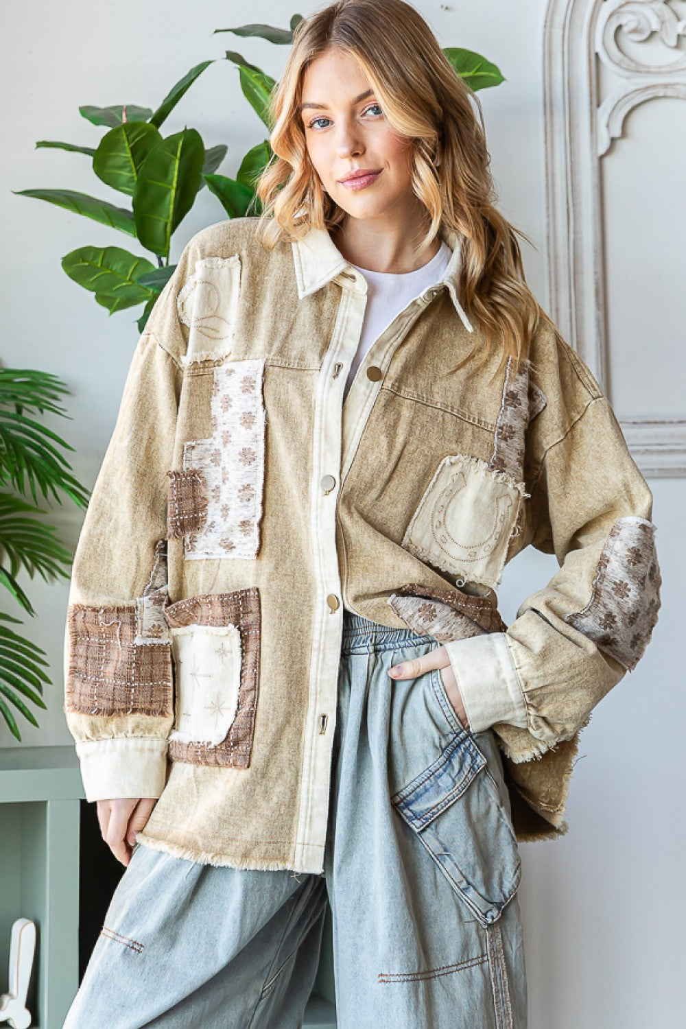 EMBROIDERED SHIRT JACKET