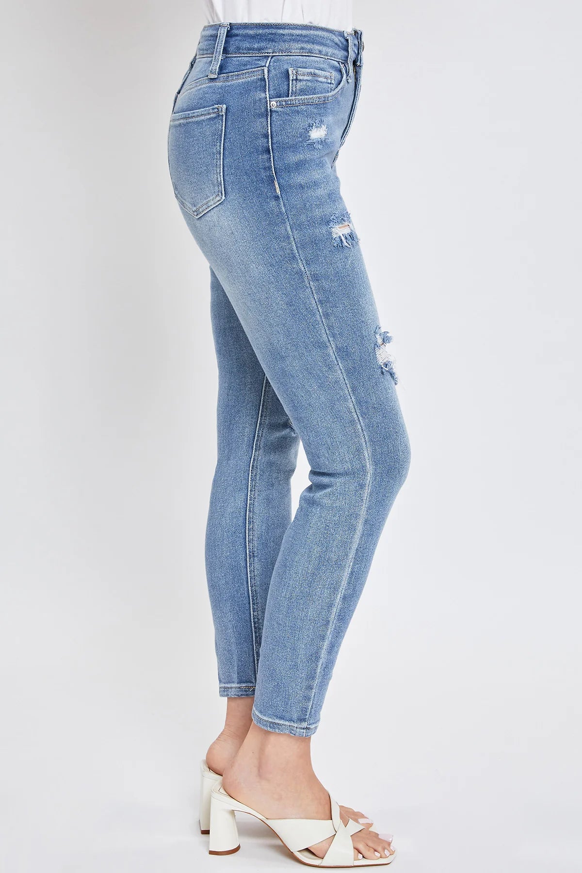 MISSY VINTAGE DREAM HIGH-RISE DISTRESSED SKINNY JEAN