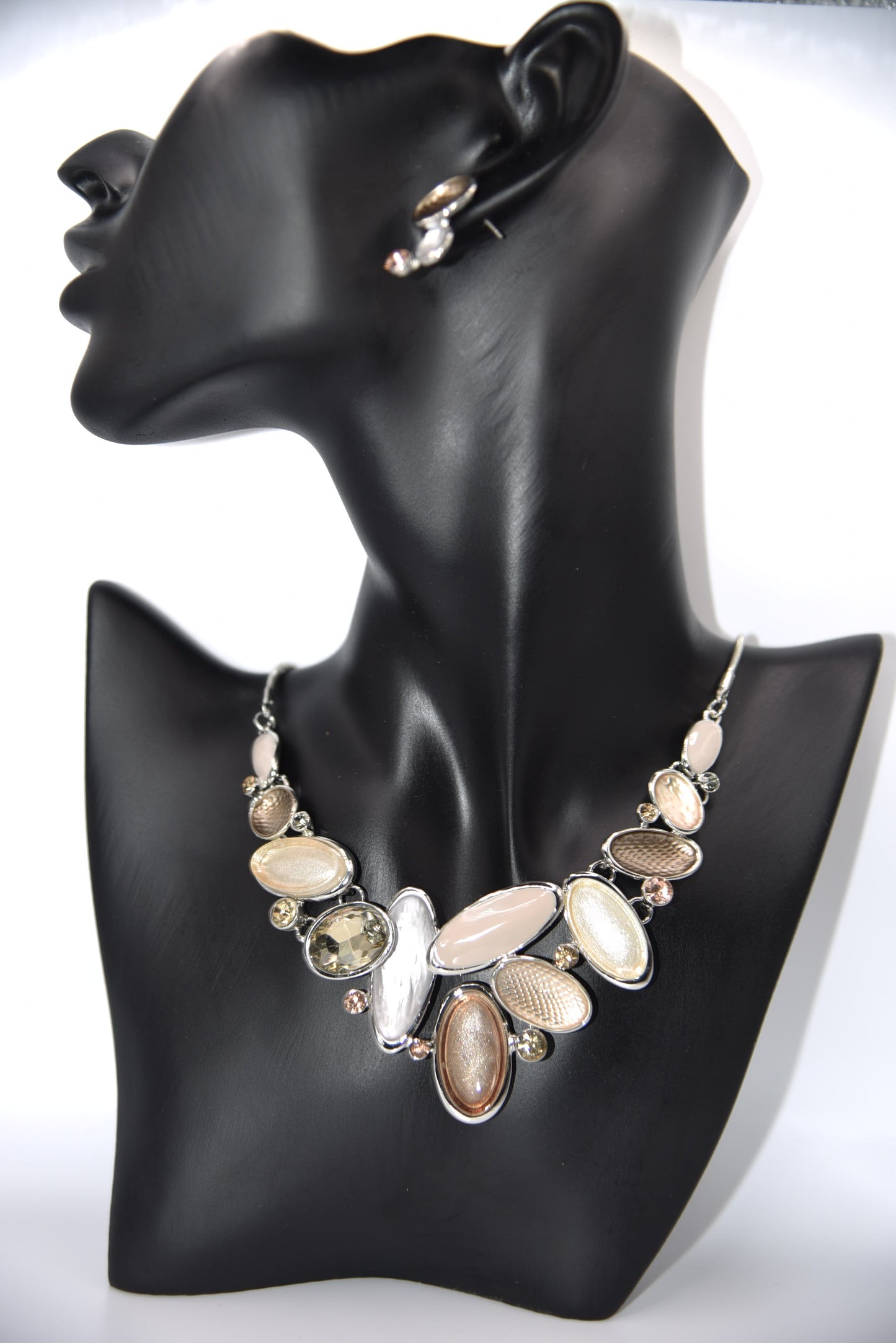 Shell Rhinestone Statement Necklace Earrings Set