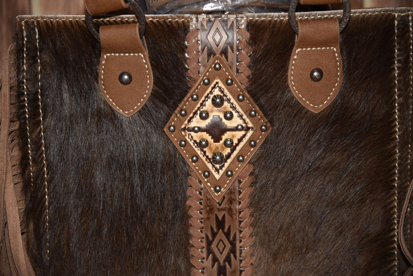 TRINITY RANCH HAIR ON COWHIDE CONCEALED CARRY TOTE/CROSSBODY